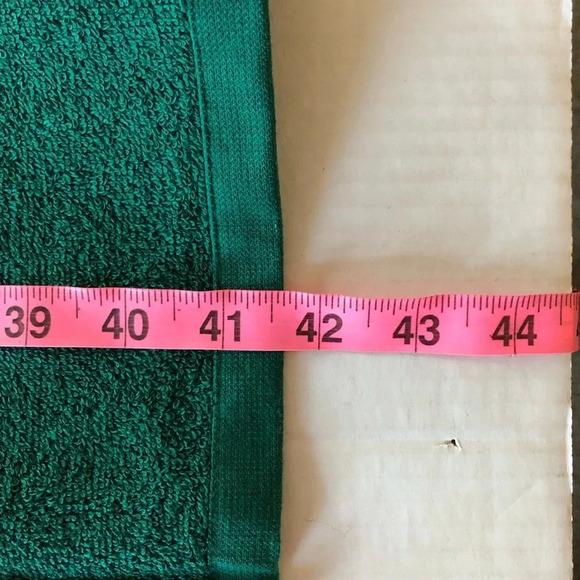 Vintage Reindeer Towels - Picture 9 of 12